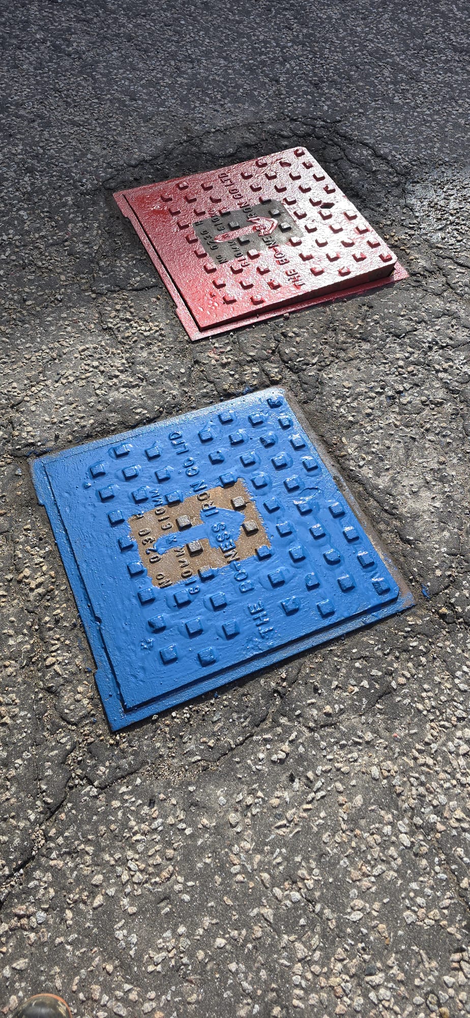 surface and foul chambers